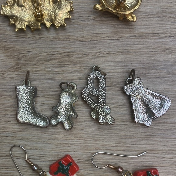 Vintage Christmas Jewelry bundle - Picture 5 of 10
